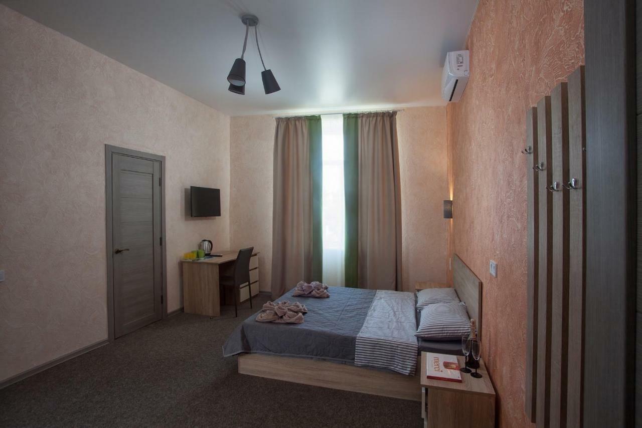 Fanfan Hotell Odessa Exteriör bild