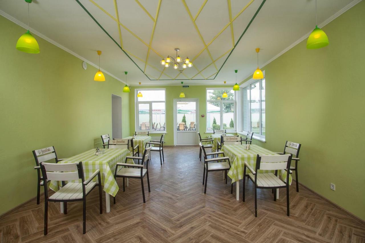 Fanfan Hotell Odessa Exteriör bild