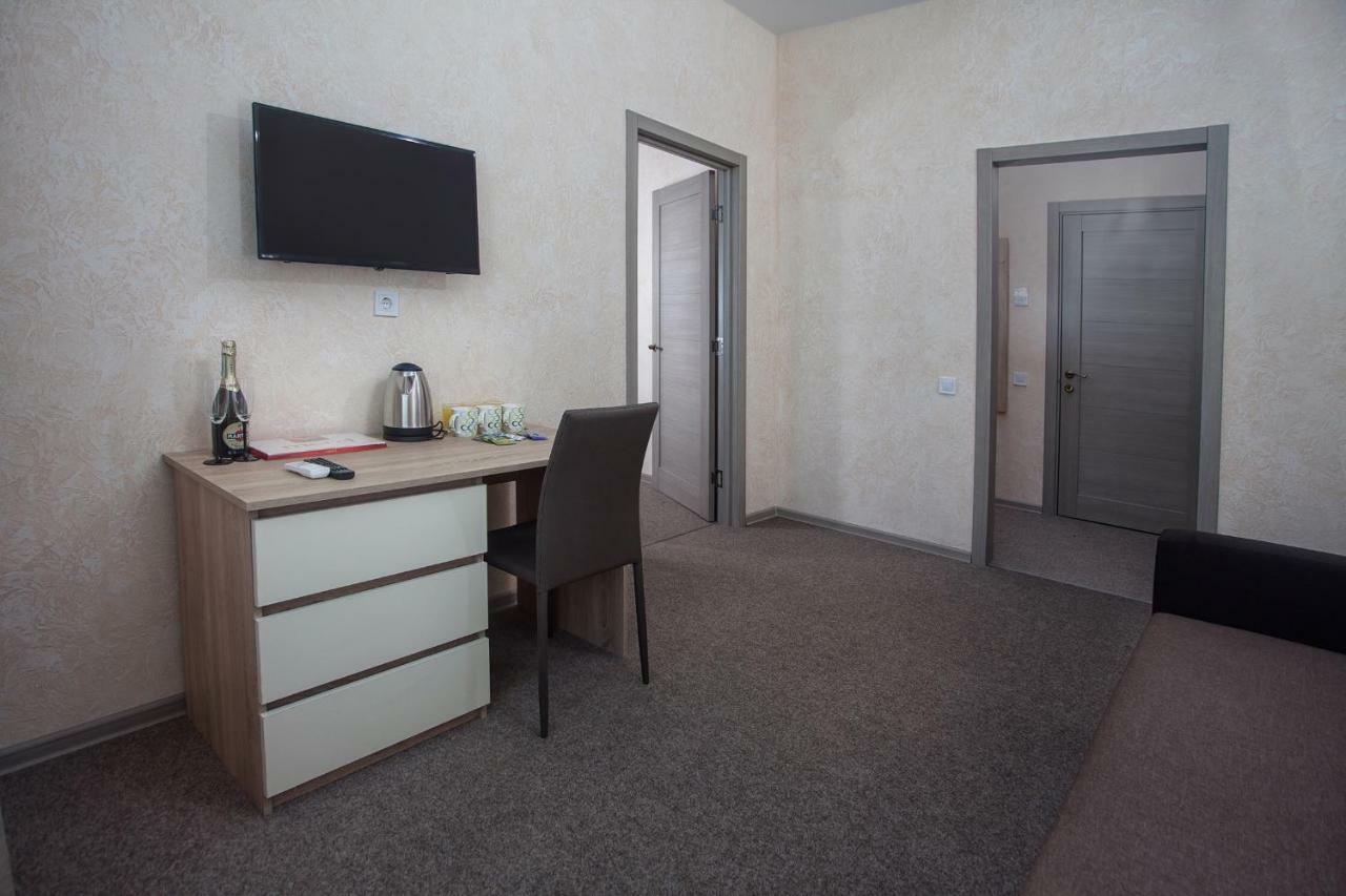 Fanfan Hotell Odessa Exteriör bild