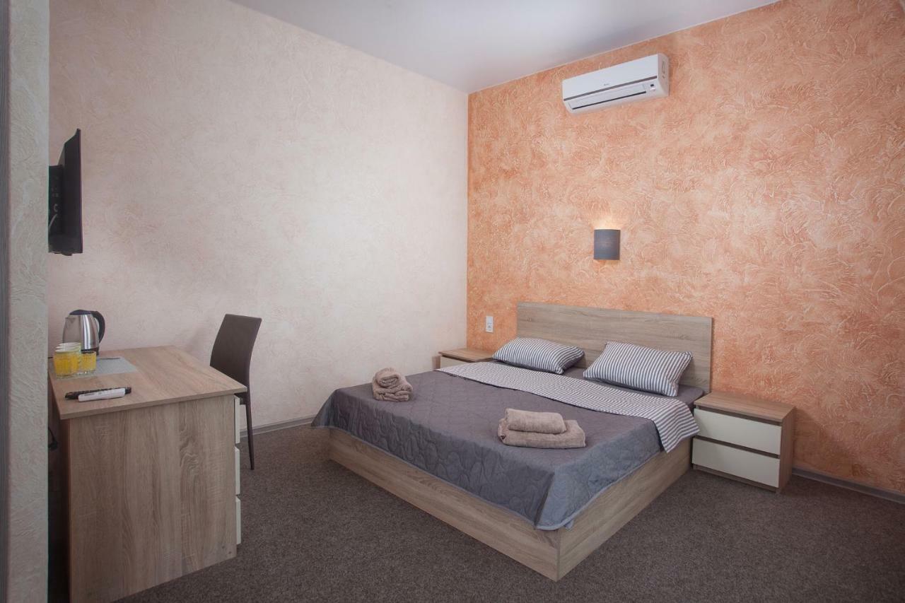 Fanfan Hotell Odessa Exteriör bild